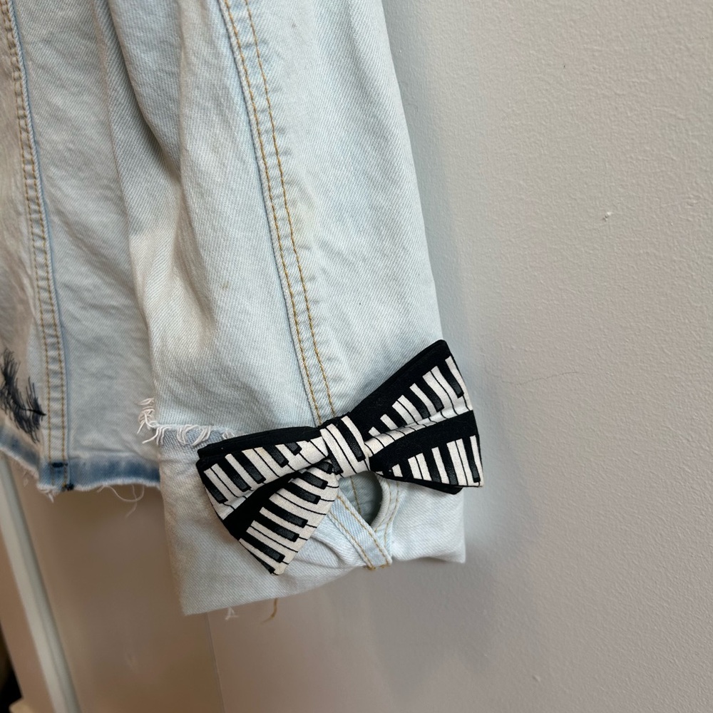 ASOS Light Blue Denim Jacket with Patchwork Accents - Picture 6 of 10